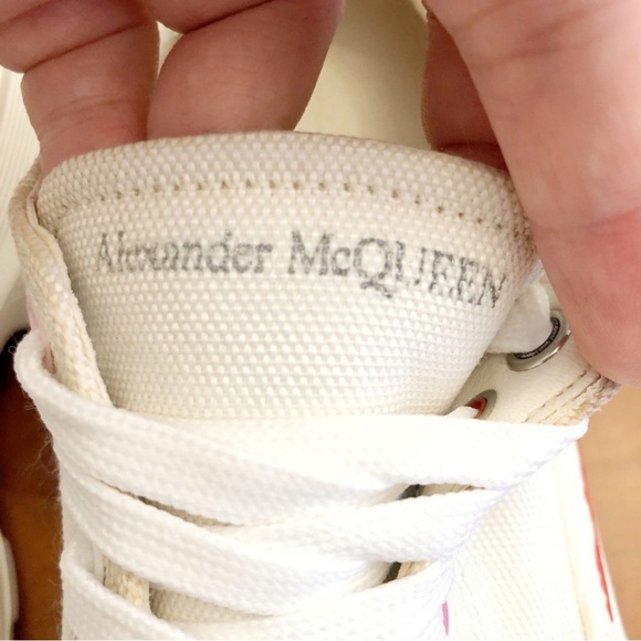 ALEXANDER MCQUEEN Tread Slick Low Top White Sneakers Size: Women US 6.5. - Picture 2 of 15
